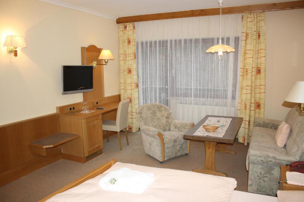 Wald-Hotel Heppe Dammbach Phòng bức ảnh