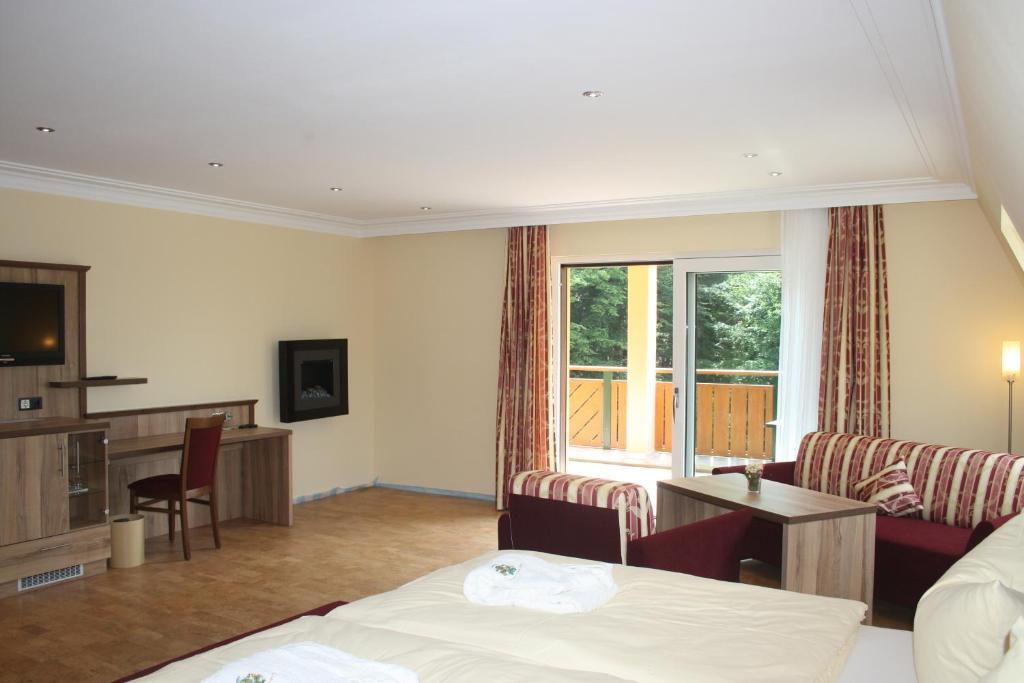 Wald-Hotel Heppe Dammbach Phòng bức ảnh