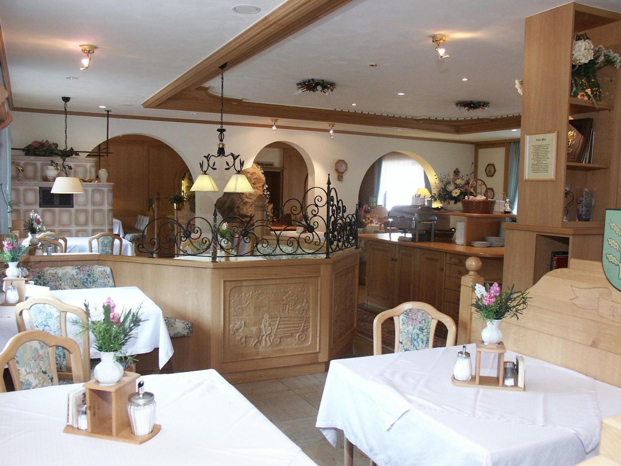 Wald-Hotel Heppe Dammbach Ngoại thất bức ảnh