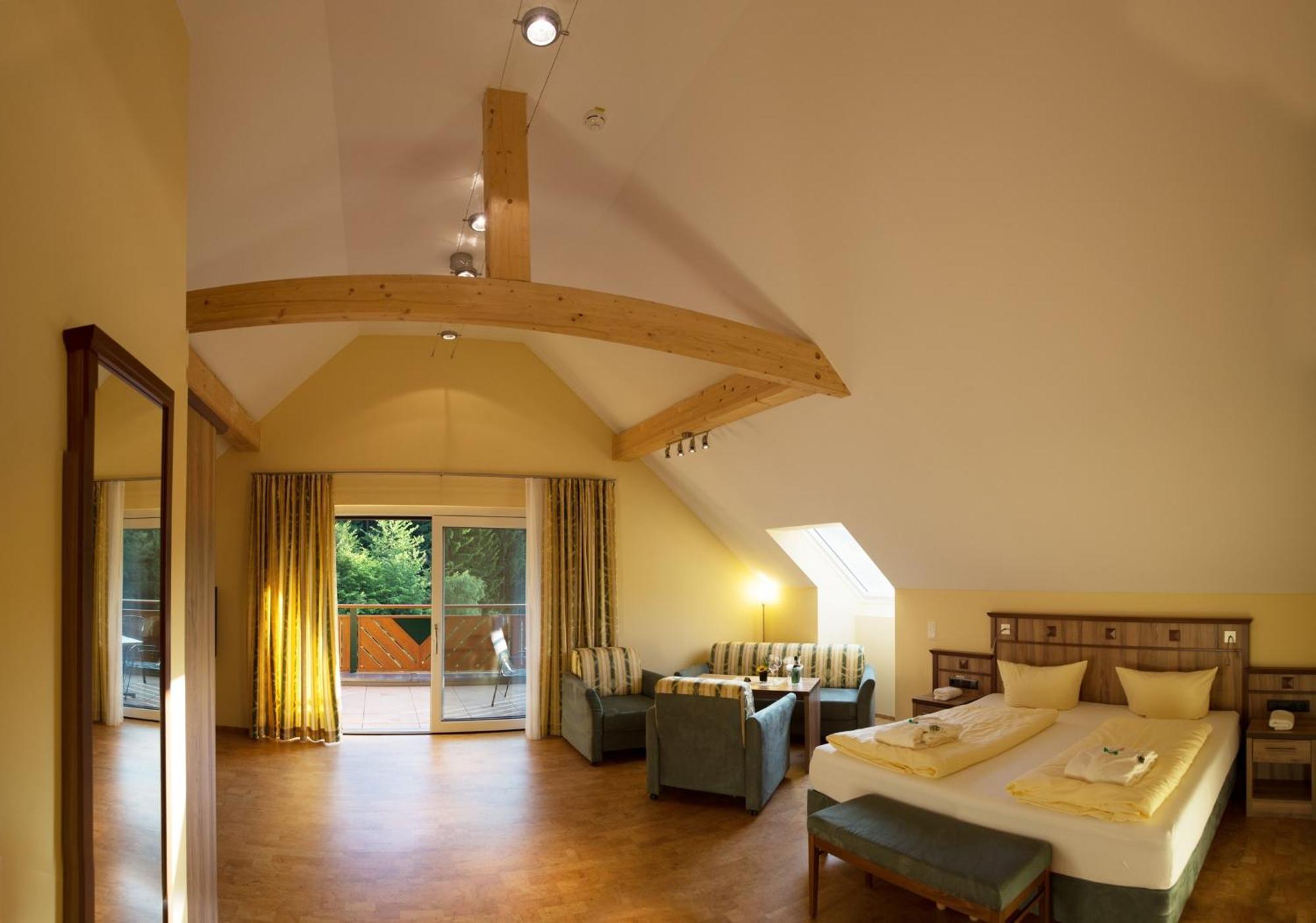Wald-Hotel Heppe Dammbach Phòng bức ảnh