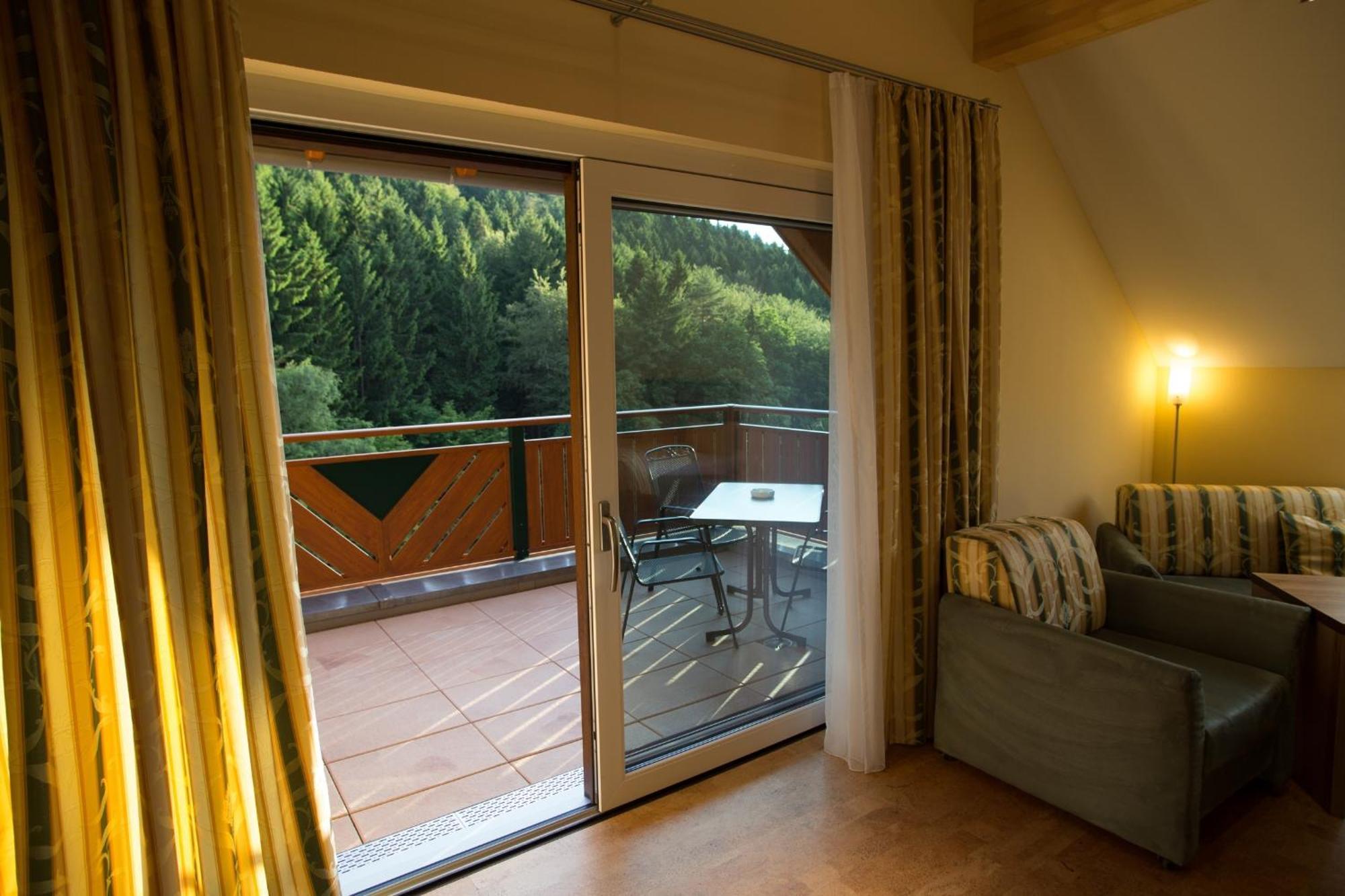 Wald-Hotel Heppe Dammbach Phòng bức ảnh