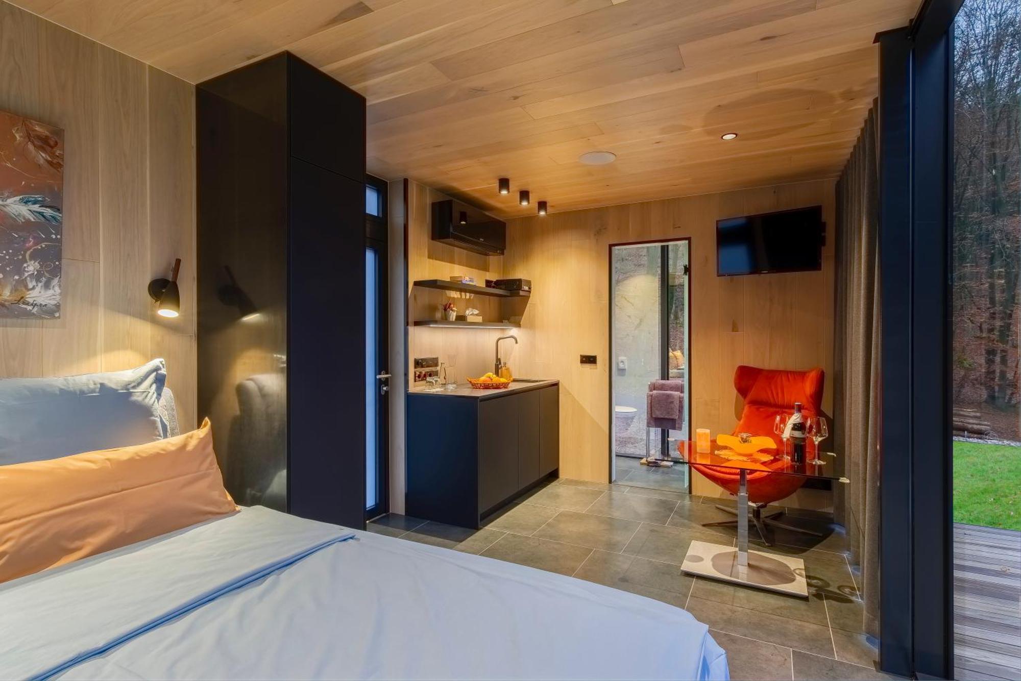 Wald-Hotel Heppe Dammbach Ngoại thất bức ảnh